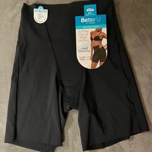 Mid thigh shaper size medium brand new